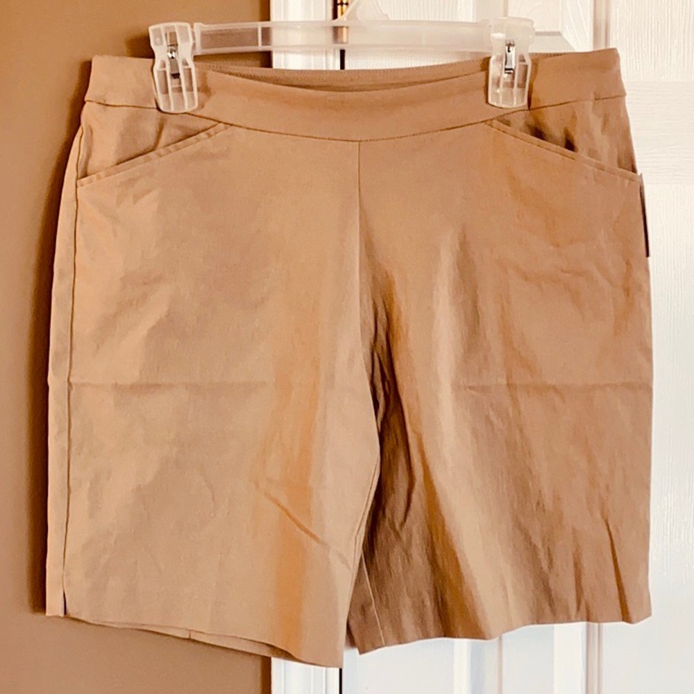 Gorgeous Time & Tru Stretch Mid-Rise Shorts🎁. - Picture 12 of 12